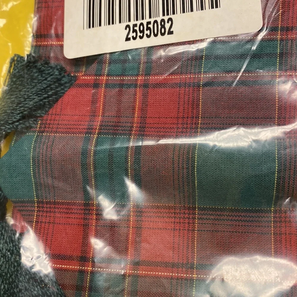 Longaberger fabric liner Deck the Halls. Plaid